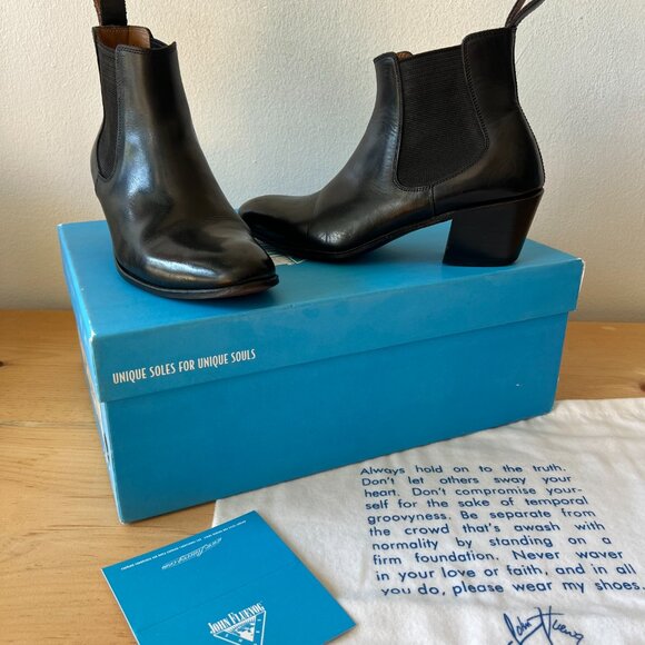 Fluevog Passage Cairo Classic Chelsea Boot - Picture 2 of 12